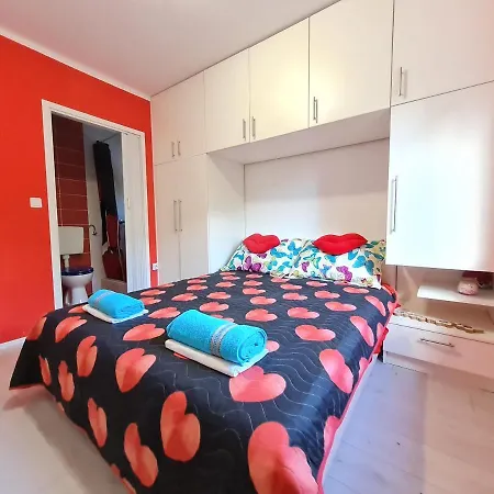 Ksenija Apartment Novi Vinodolski Exterior photo
