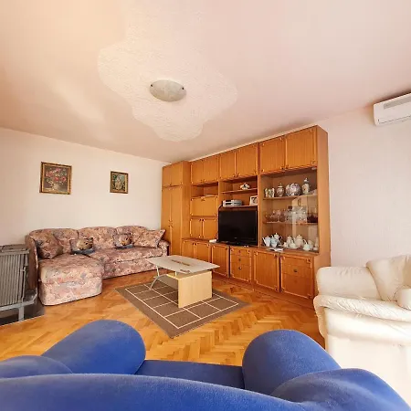 Ksenija Apartment Novi Vinodolski Exterior photo
