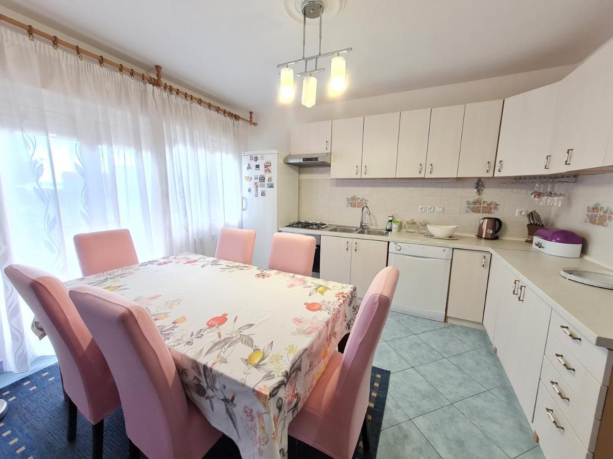Apartment Ksenija *