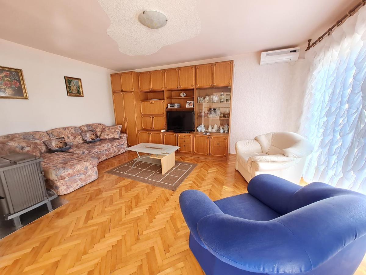 Apartment Ksenija Novi Vinodolski